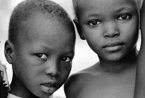 L’Africa occidentale protagonista del calendario Caffè River 2010