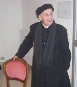 Don Luigi Valdambrini compie 100anni
