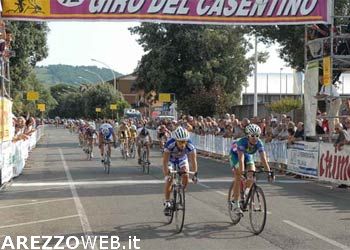Come cambiano traffico e sosta in città per il Giro del Casentino