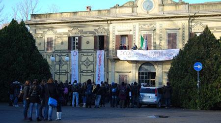 Facoltà di Lettere e Filosofia occupata dagli studenti