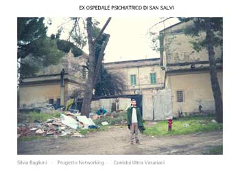 Silvia Baglioni a Firenze per prendere parte a un lavoro fotografico