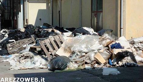 Rifiuti pericolosi nell’area ex Lebole, sigilli della Forestale