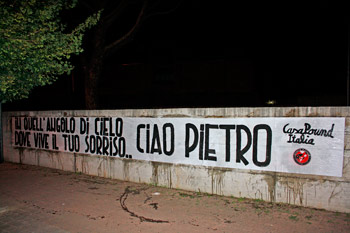‘Ciao Pietro’, striscioni in oltre 50 città per ricordare Taricone
