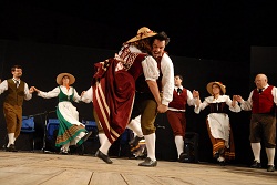 Ai nastri di partenza il Festival del Folclore