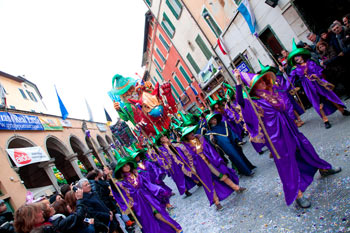 Carnevale di Foiano: vincono i Rustici con ‘Malatempora Currunt’