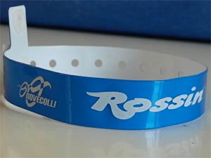 Un bracciale per riconoscere i partecipanti alla Nove Colli 2012