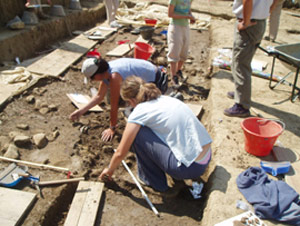 Scavi archeologici preistorici, aperte le iscrizioni