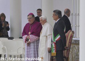 Il saluto del Sindaco Fanfani a Papa Benedetto XVI