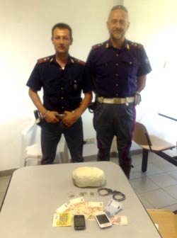 Trasportavano 500gr di Marijuana, finiscono in manette due italiani
