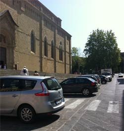 Brand Arezzo…