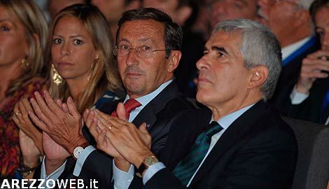 FLI: Fini lancia lista per l’Italia, OK Casini nel segno di Monti