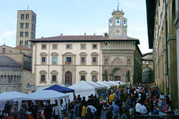 Domenica 53esima edizione del Mercatino dei ragazzi