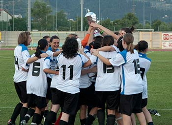 La Stella Azzurra non ha freni: 11-0 e semifinale di coppa