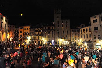 Shopping sotto le stelle, inizia il count down