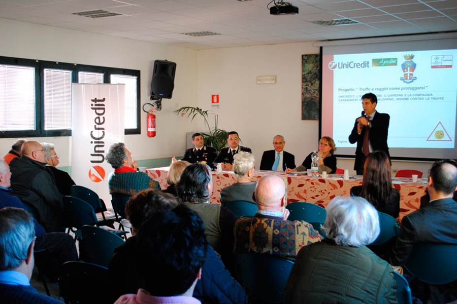 Uniti contro le truffe agli anziani
