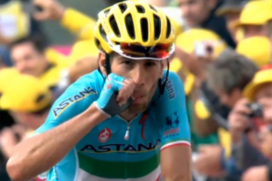 Ciclismo: Tour, Nibali vince 10/a tappa e torna in giallo