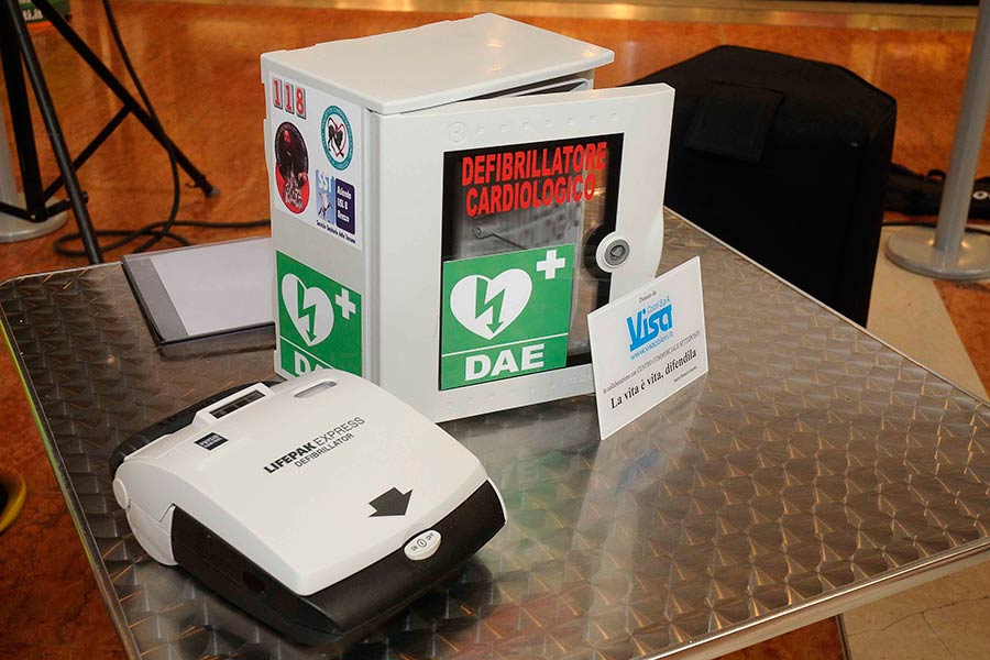 Defibrillatore alla Chiassa Superiore: inaugurazione e corso di formazione