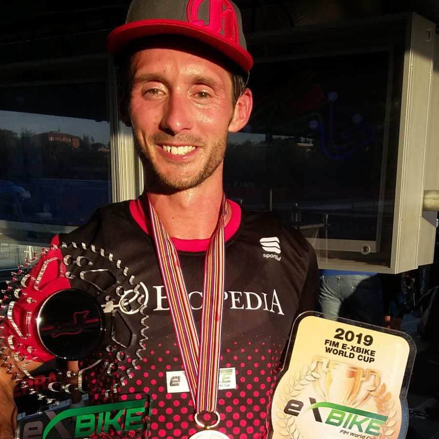 Il bibbienese Roberto Fabbri campione del mondo 2019 di E-xbike