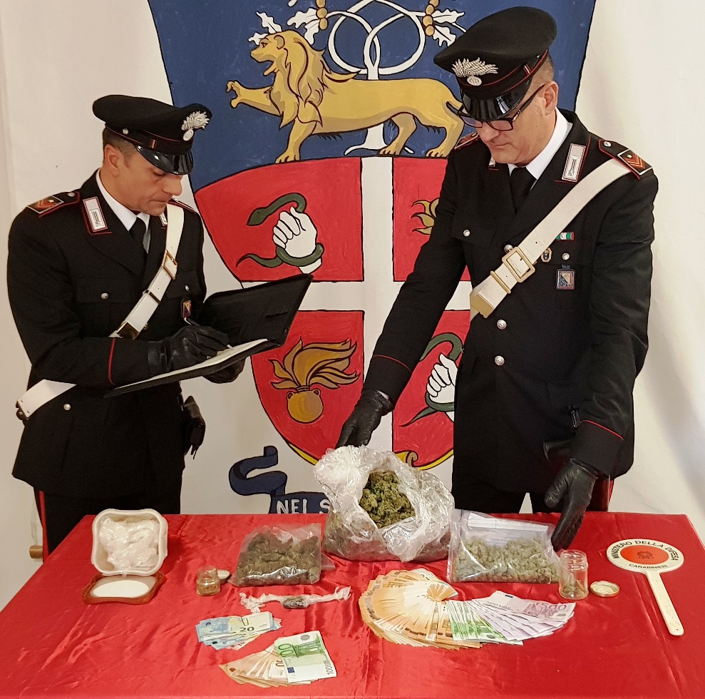 Spaccio al parcheggio Pietri, due arresti dei carabinieri