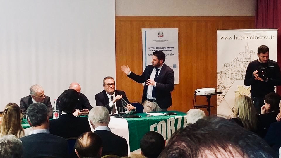 Apa (Forza Italia), questione fuoriusciti: “la coerenza a volte non è per tutti. Basta non confonderla con ipotetica convenienza”