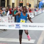 Arrivo con salto di Mkungo