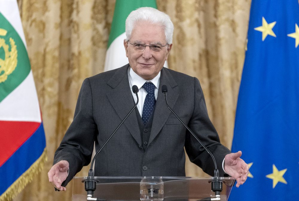 Prof. Benozzo e prof. Marini: “Presidente Mattarella, chieda scusa a tutti gli italiani per il male che è stato fatto loro”