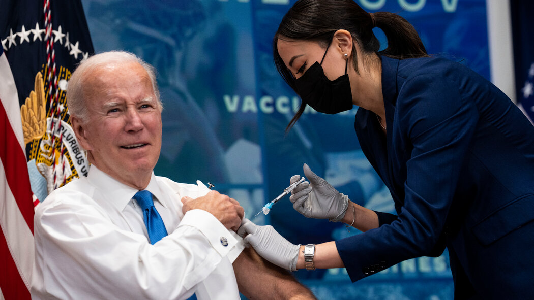 Wall Street Journal: “sono stati raccomandati vaccini senza dati a sostegno della loro sicurezza e efficacia”