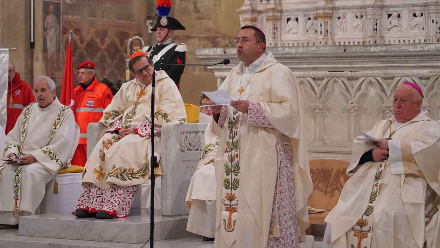 Madonna del Conforto migliaia di fedeli in Cattedrale. Ad Arezzo