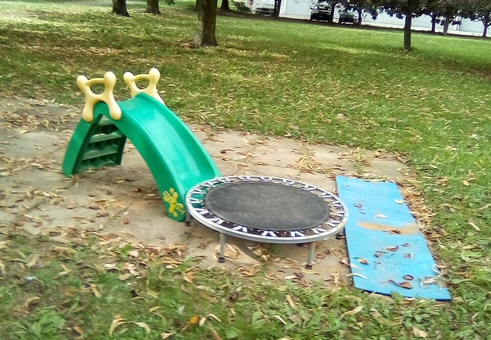 DEMOS sul parco Tortaia e i giardini Porcinai: “Niente giochi per bambini e fontane secche”